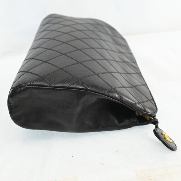 AUTHENTIC CHANEL Matelasse Black Leather Pouch Bag bsj797-121225 - Picture 5 of 16